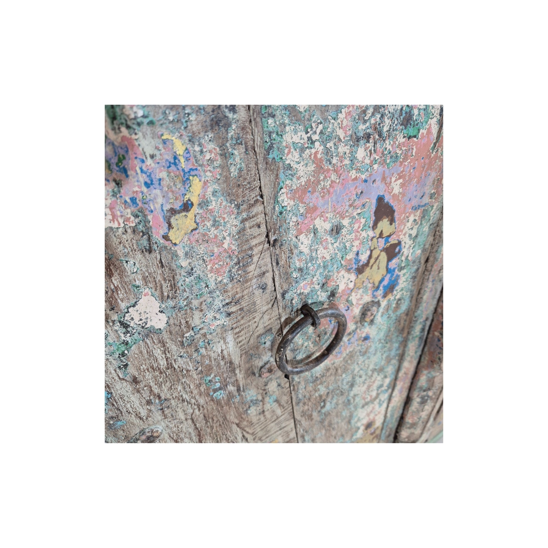 Votre Armoire 199017.251 authentique au meilleur prix. Meubles indiens design et uniques. En stock.
