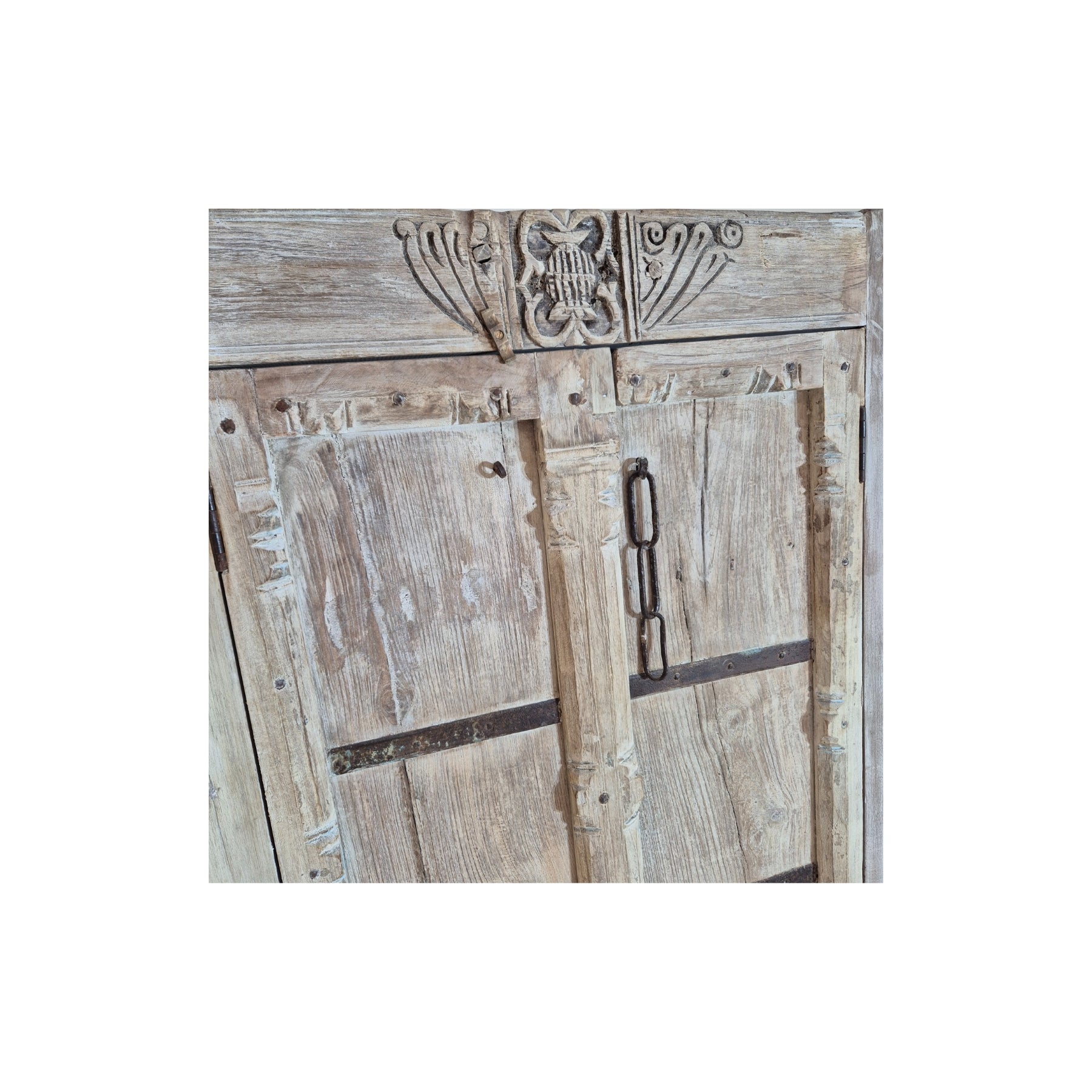 Votre Armoire 199019.262 authentique au meilleur prix. Meubles indiens design et uniques. En stock.