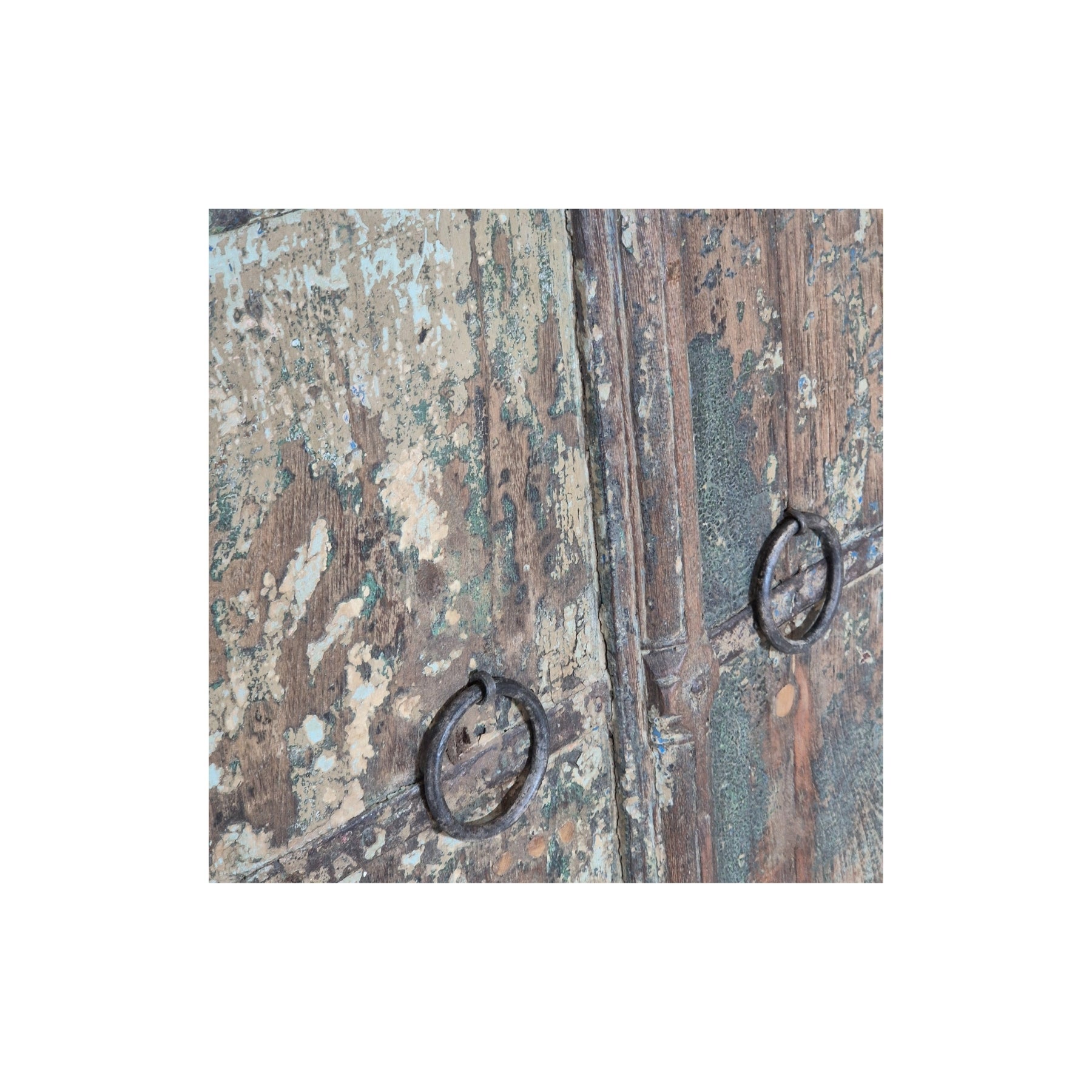 Votre Armoire 199028.286 authentique au meilleur prix. Meubles indiens design et uniques. En stock.
