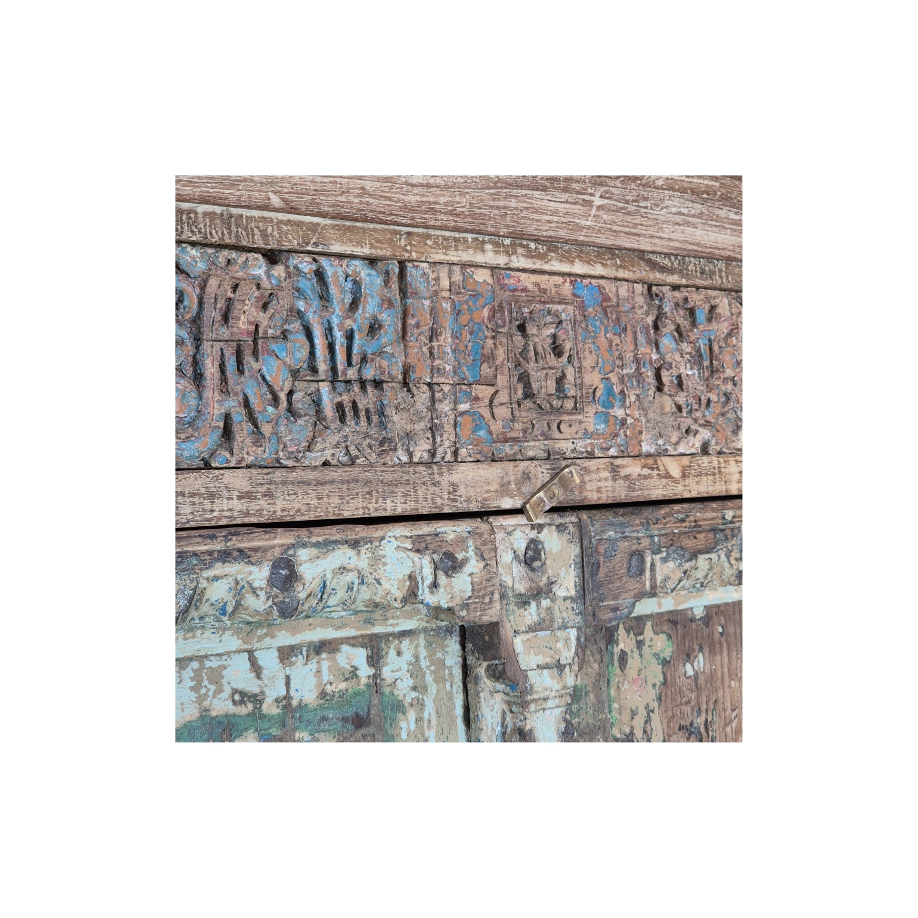 Votre Armoire 199028.286 authentique au meilleur prix. Meubles indiens design et uniques. En stock.