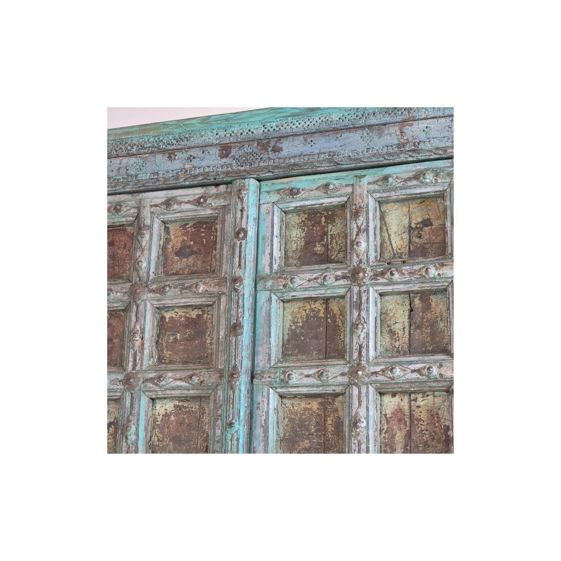 Votre Armoire 199045.447 authentique au meilleur prix. Meubles indiens design et uniques. En stock.