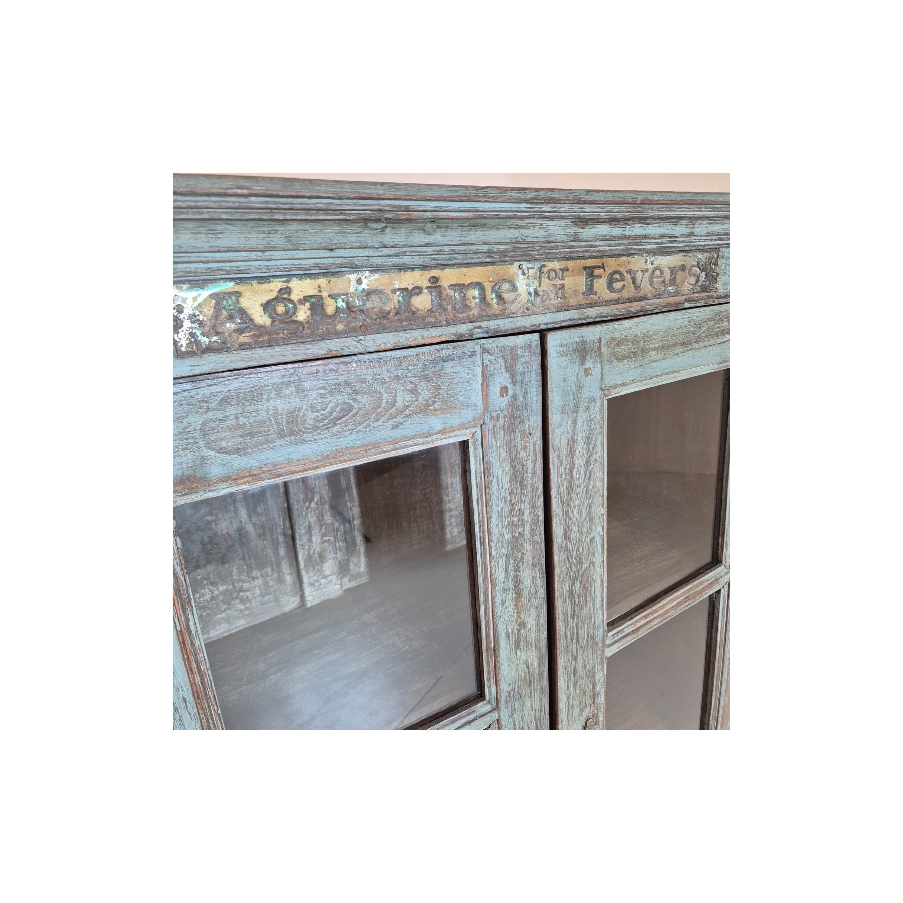 Votre Vitrine 199078.175 authentique au meilleur prix. Meubles indiens design et uniques. En stock.