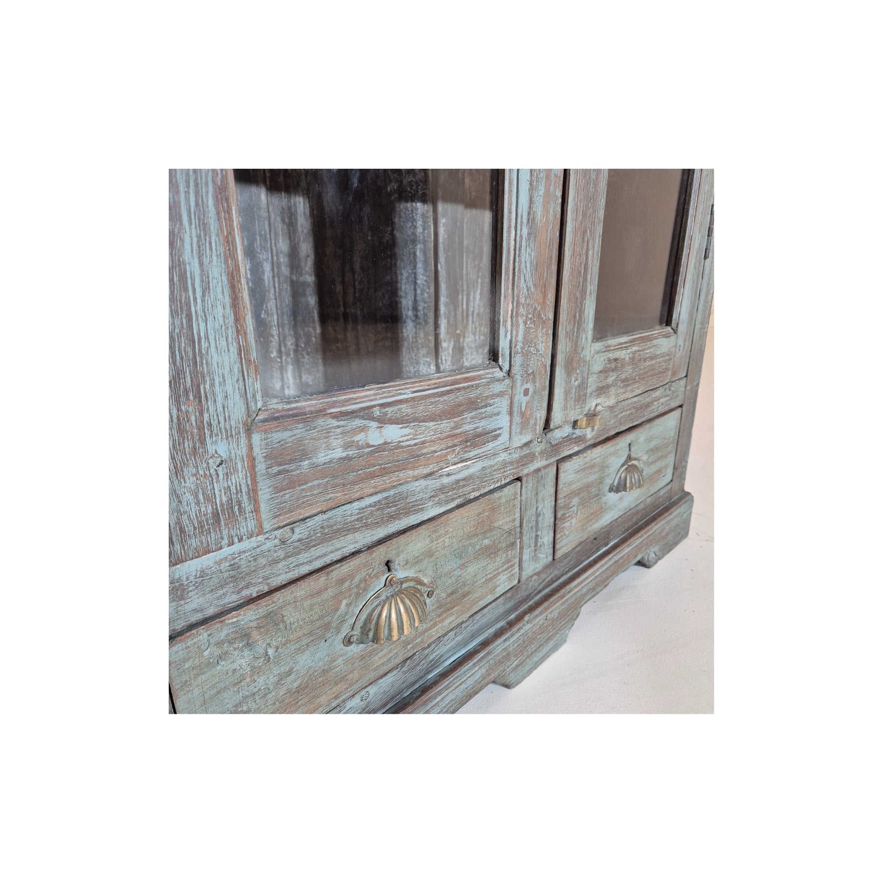 Votre Vitrine 199078.175 authentique au meilleur prix. Meubles indiens design et uniques. En stock.