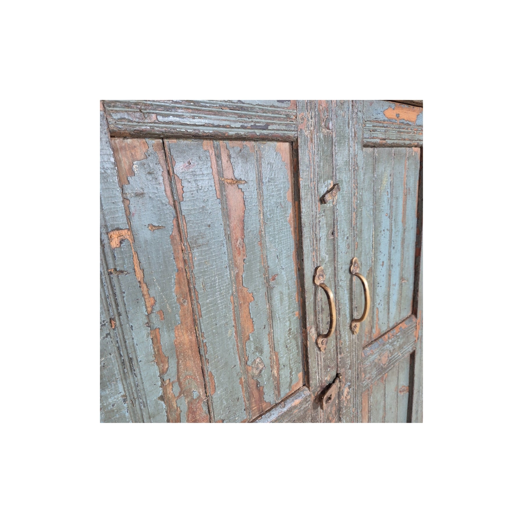 Votre Armoire 199092.118 authentique au meilleur prix. Meubles indiens design et uniques. En stock.