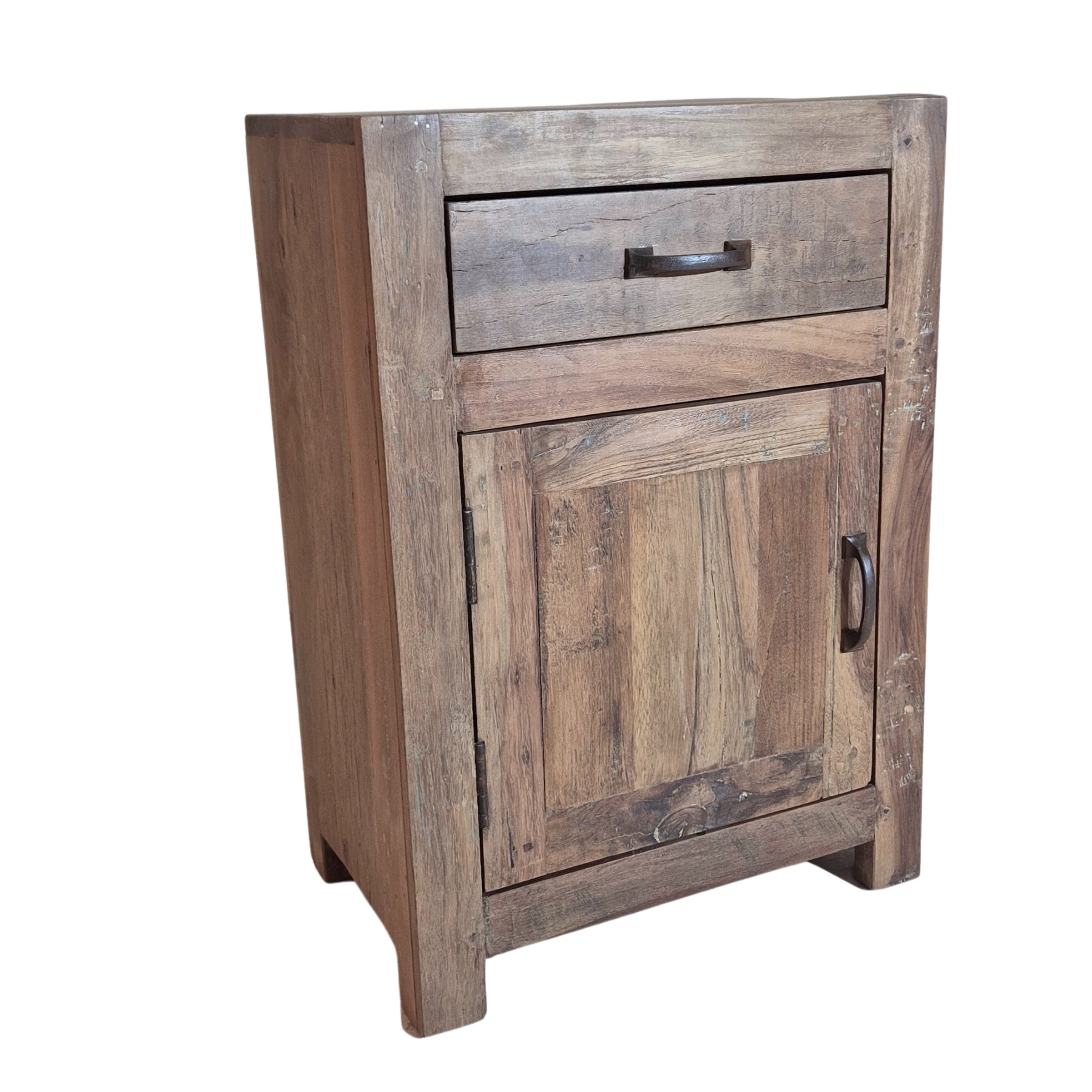 Table de chevet 200012.73J authentique au meilleur prix. Meubles indiens design et uniques. En stock.