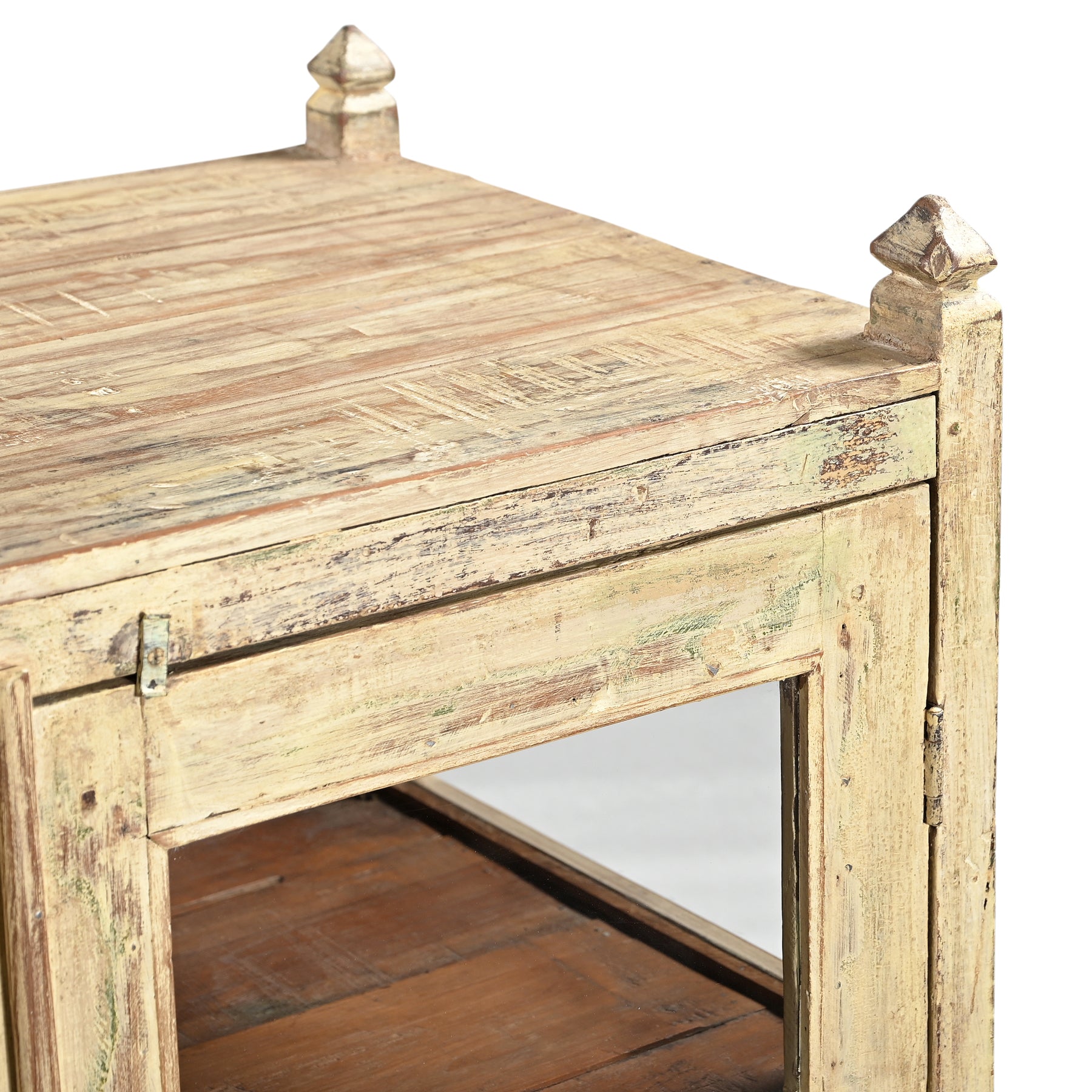 Vitrine 200069.144 authentique au meilleur prix. Meubles indiens design et uniques. En stock.