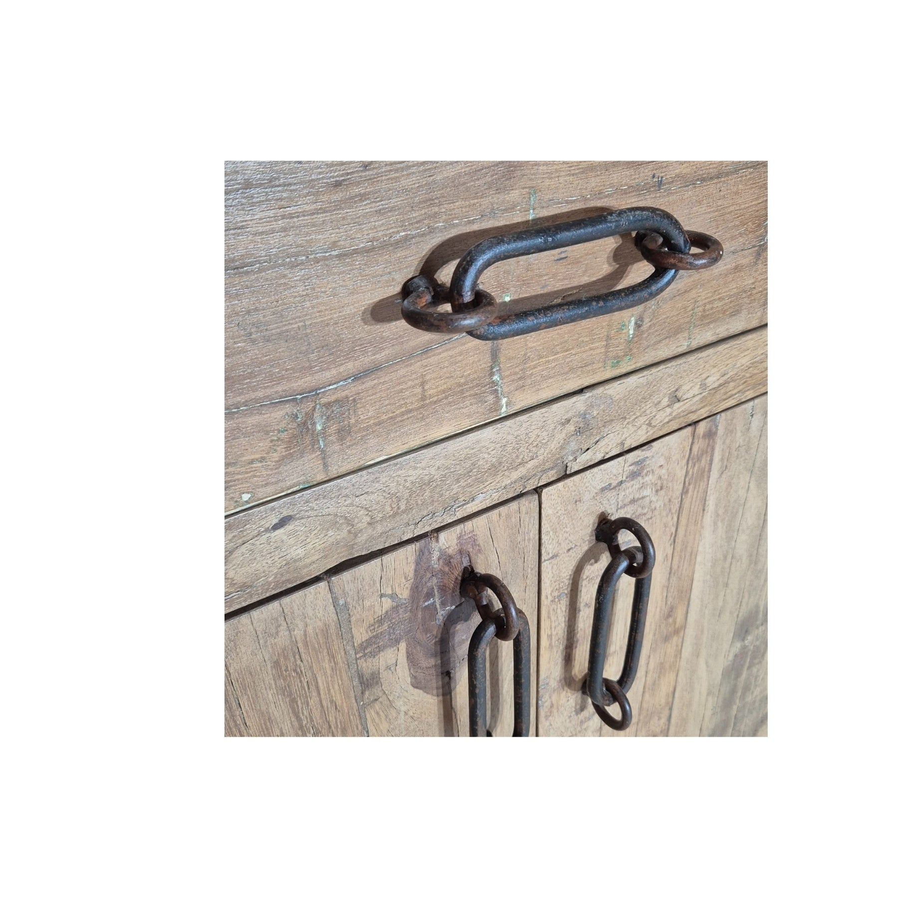 Buffet 200103.166C authentique au meilleur prix. Meubles indiens design et uniques. En stock.