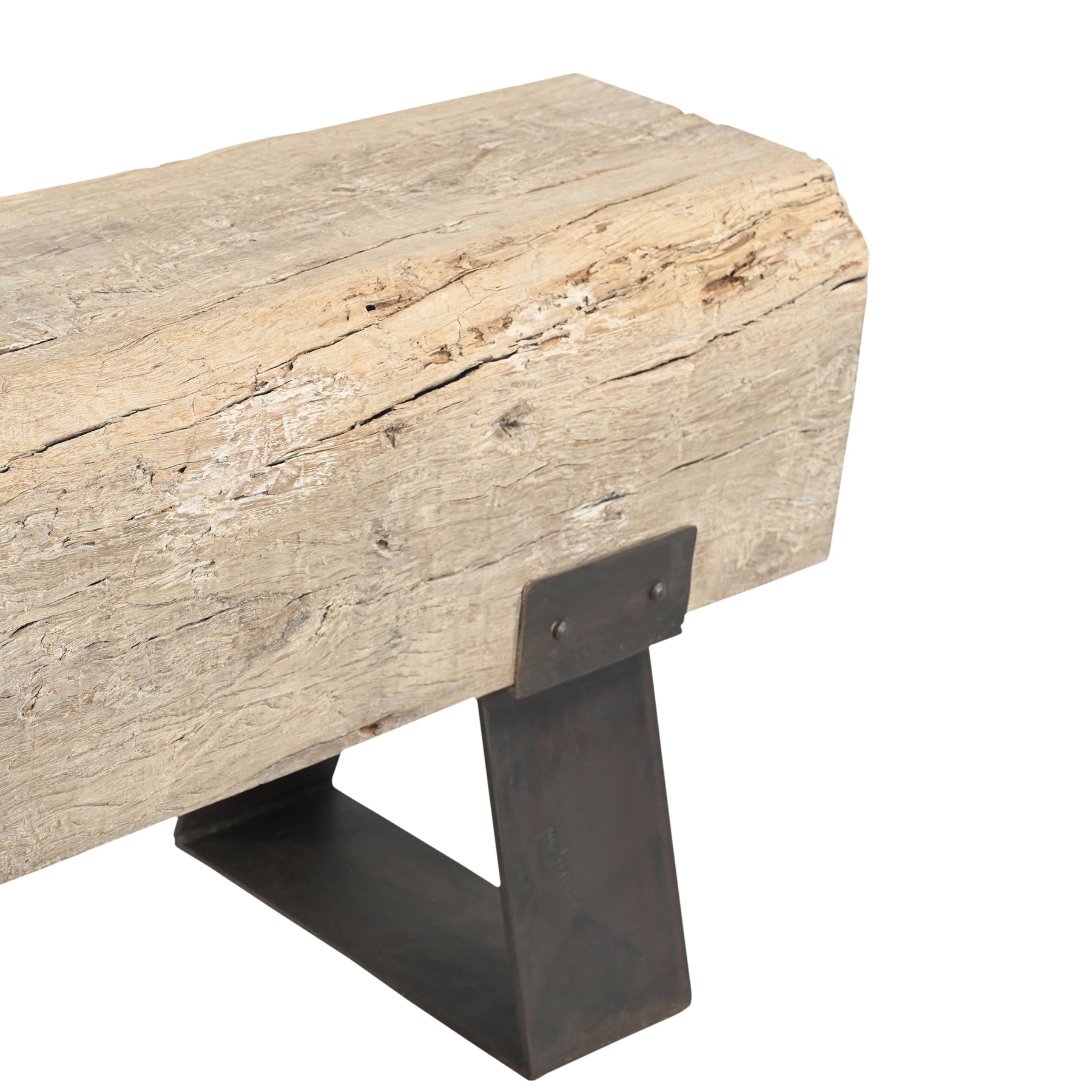 Assises 200118.96 authentique au meilleur prix. Meubles indiens design et uniques. En stock.