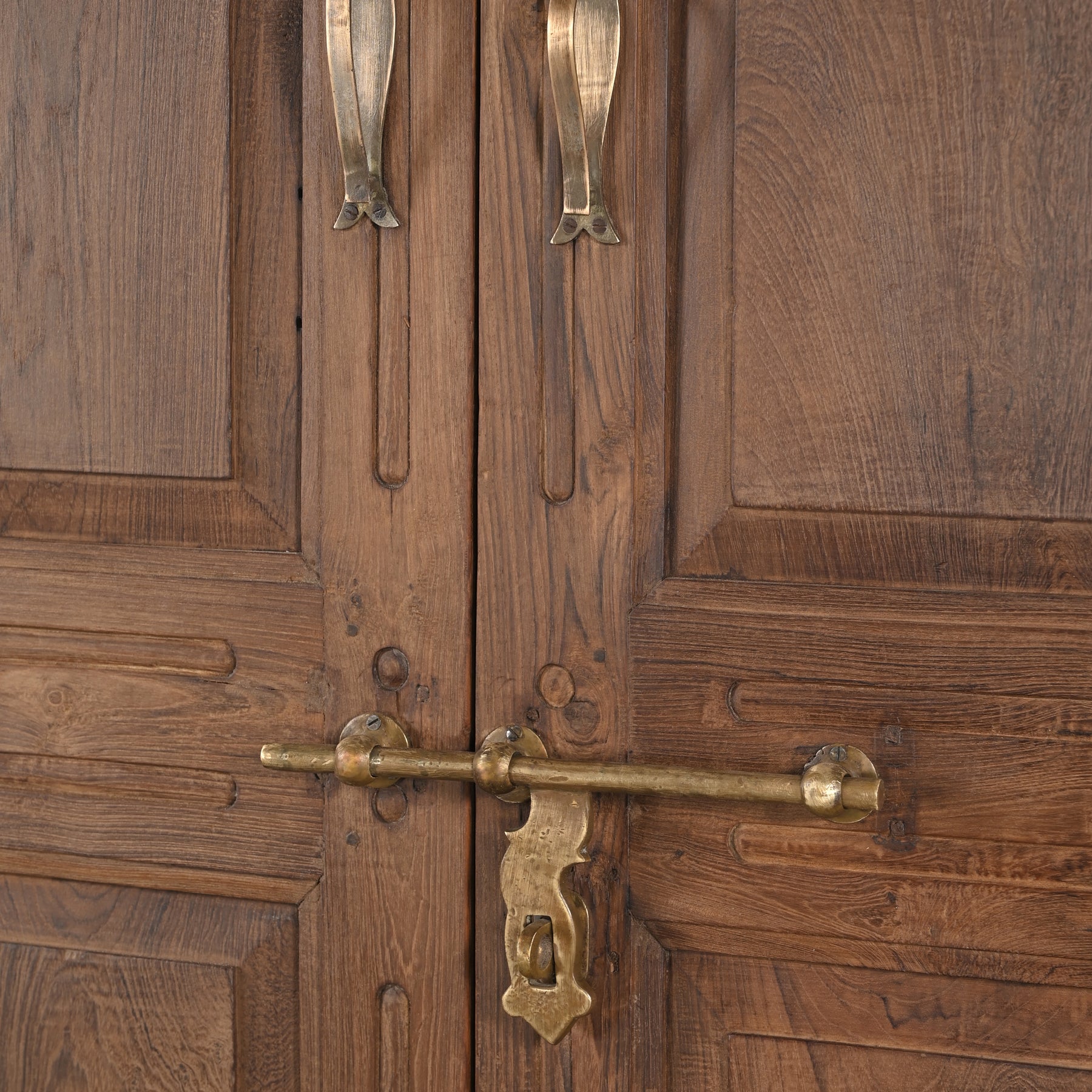 Porte ancienne 200131.376 authentique au meilleur prix. Meubles indiens design et uniques. En stock.