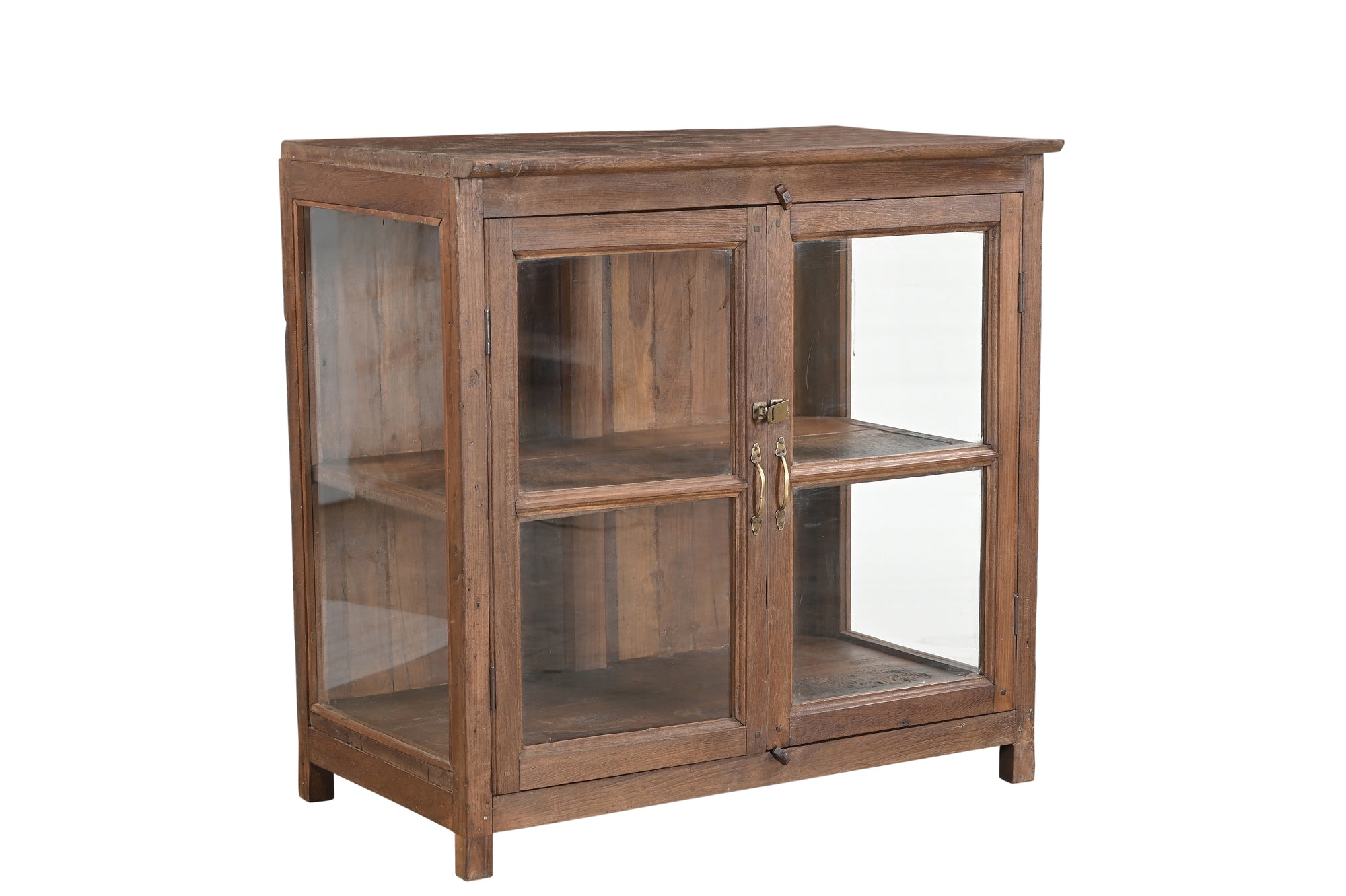 Buffet 201144.119 authentique au meilleur prix. Meubles indiens design et uniques. En stock.