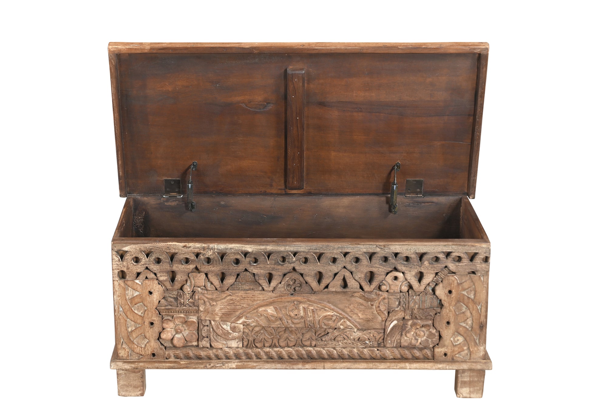 Coffre 201158.110 authentique au meilleur prix. Meubles indiens design et uniques. En stock.