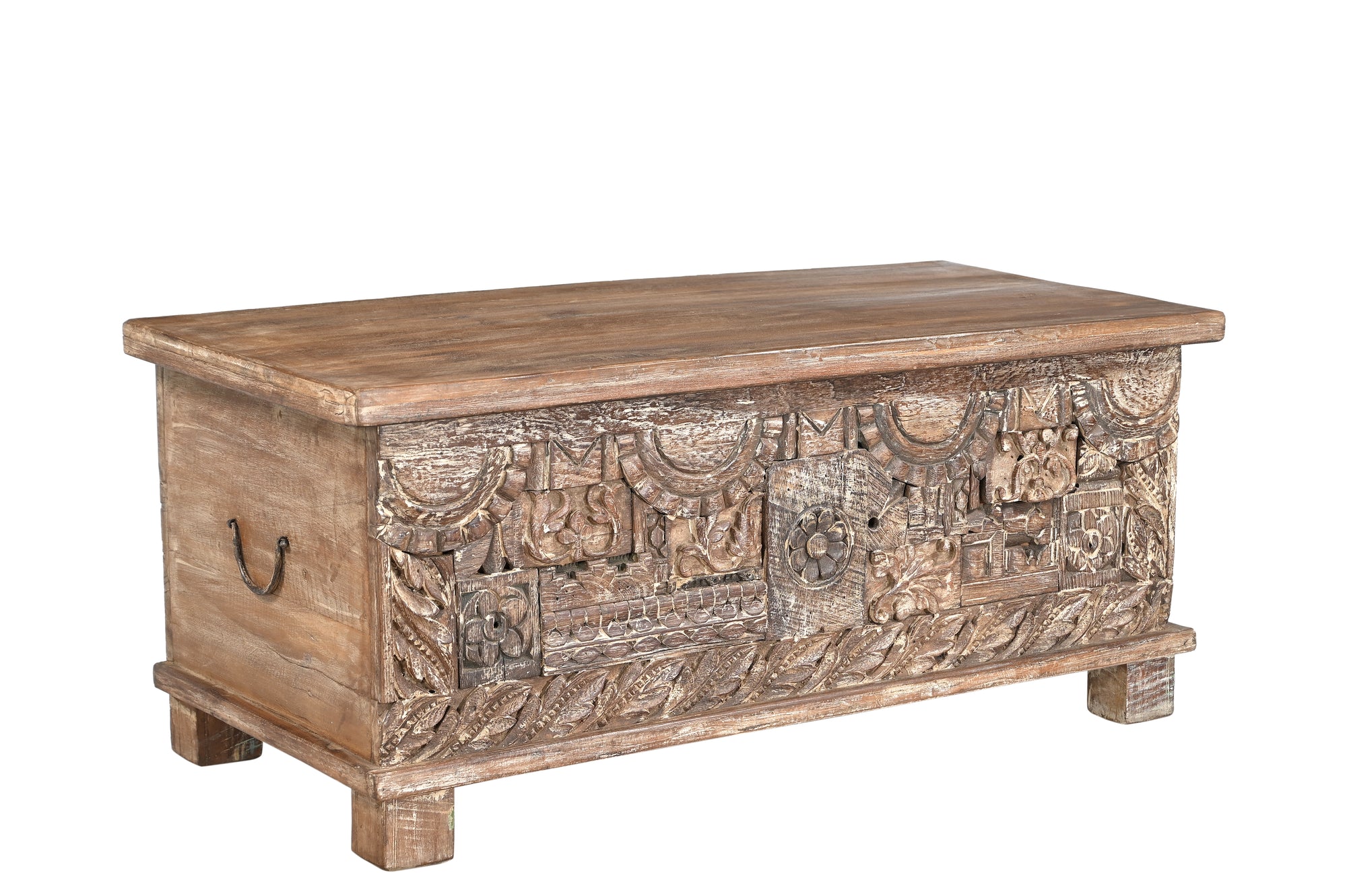 Coffre 201173.123 authentique au meilleur prix. Meubles indiens design et uniques. En stock.