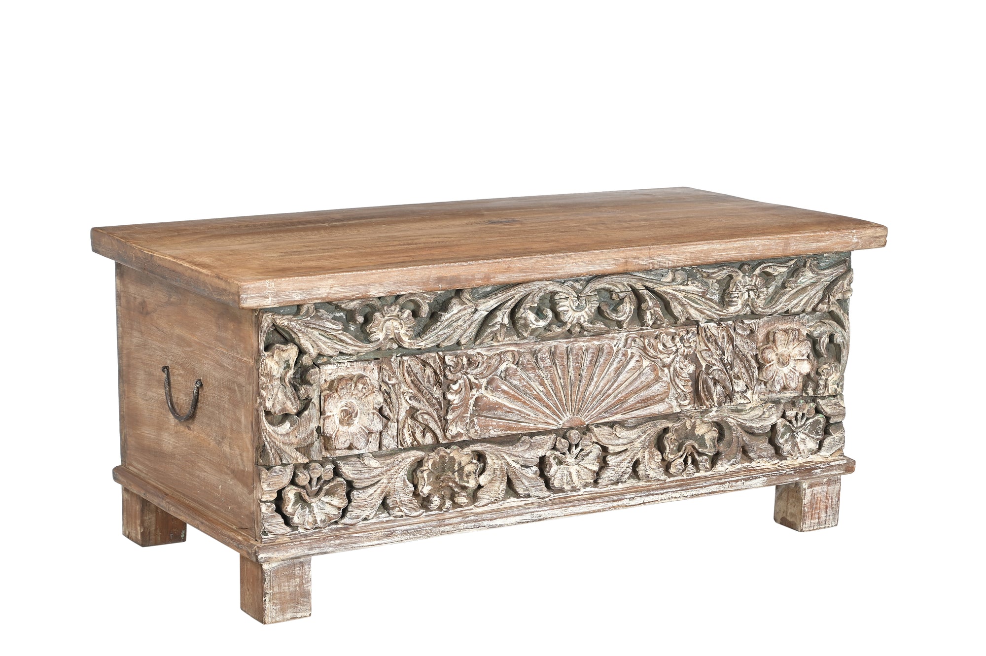 Coffre 201178.123 authentique au meilleur prix. Meubles indiens design et uniques. En stock.