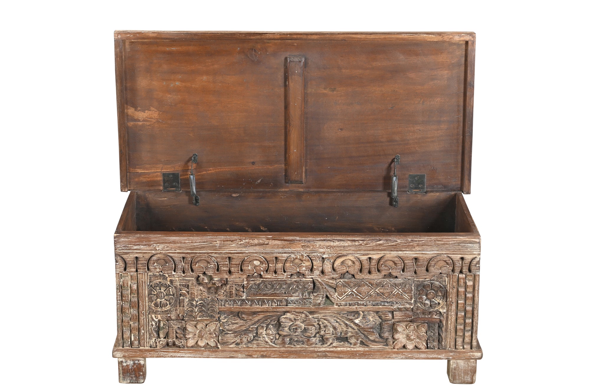 Coffre 201179.121 authentique au meilleur prix. Meubles indiens design et uniques. En stock.