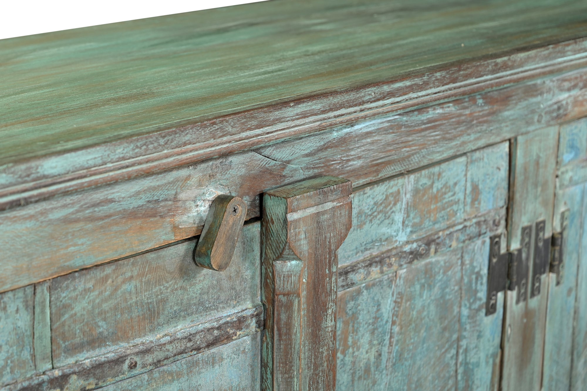 Buffet 201245.248 authentique au meilleur prix. Meubles indiens design et uniques. En stock.