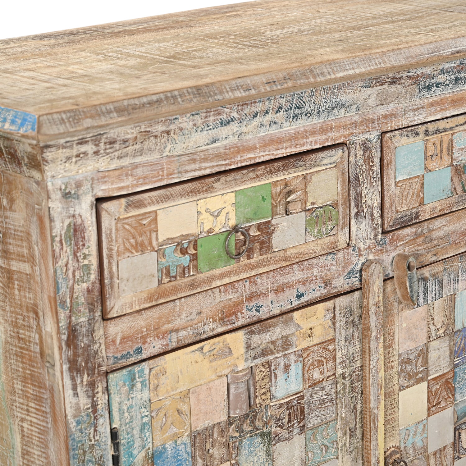 Buffet 202340.376 authentique au meilleur prix. Meubles indiens design et uniques. En stock.