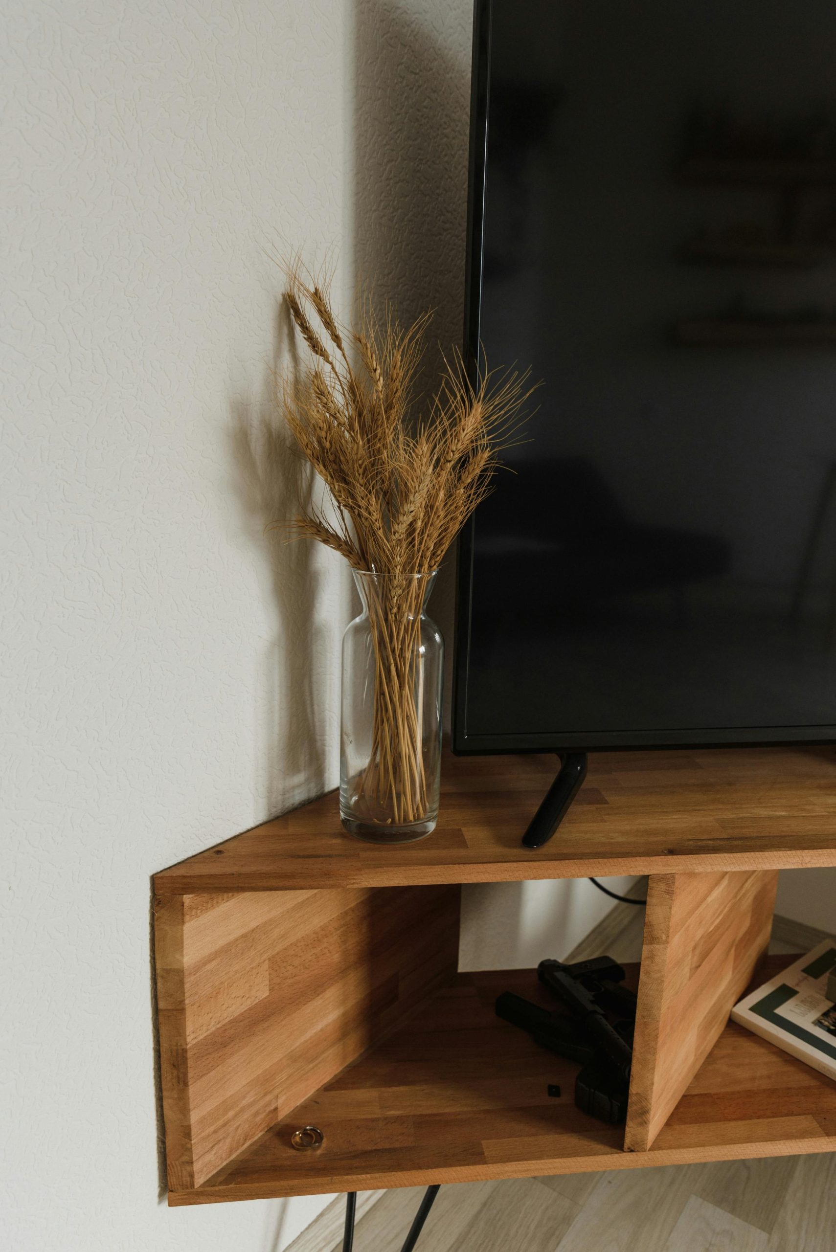 Meuble teck TV guide choix salon