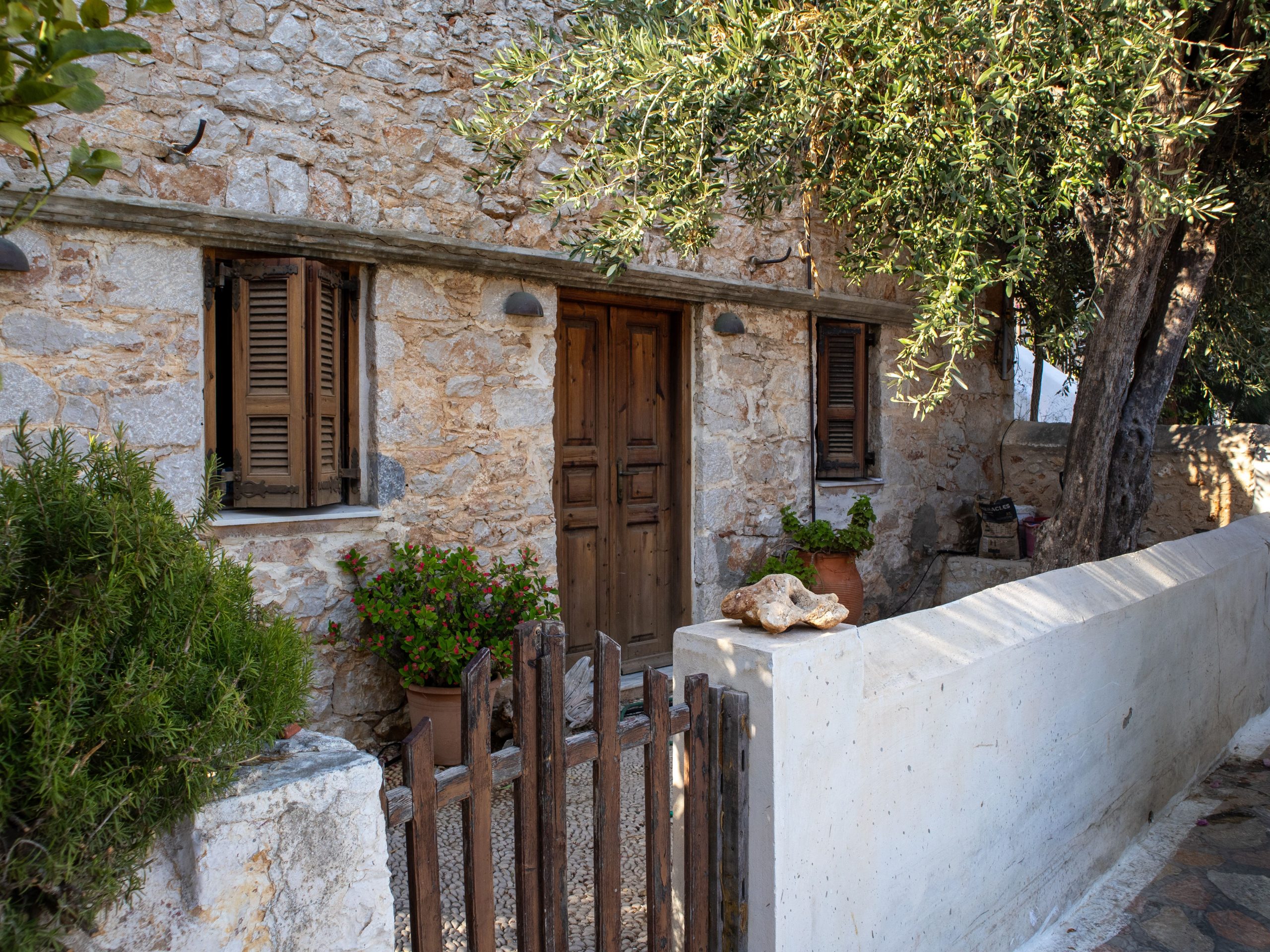 Avis sur les maisons Pierre : peut-on vraiment leur faire confiance ?