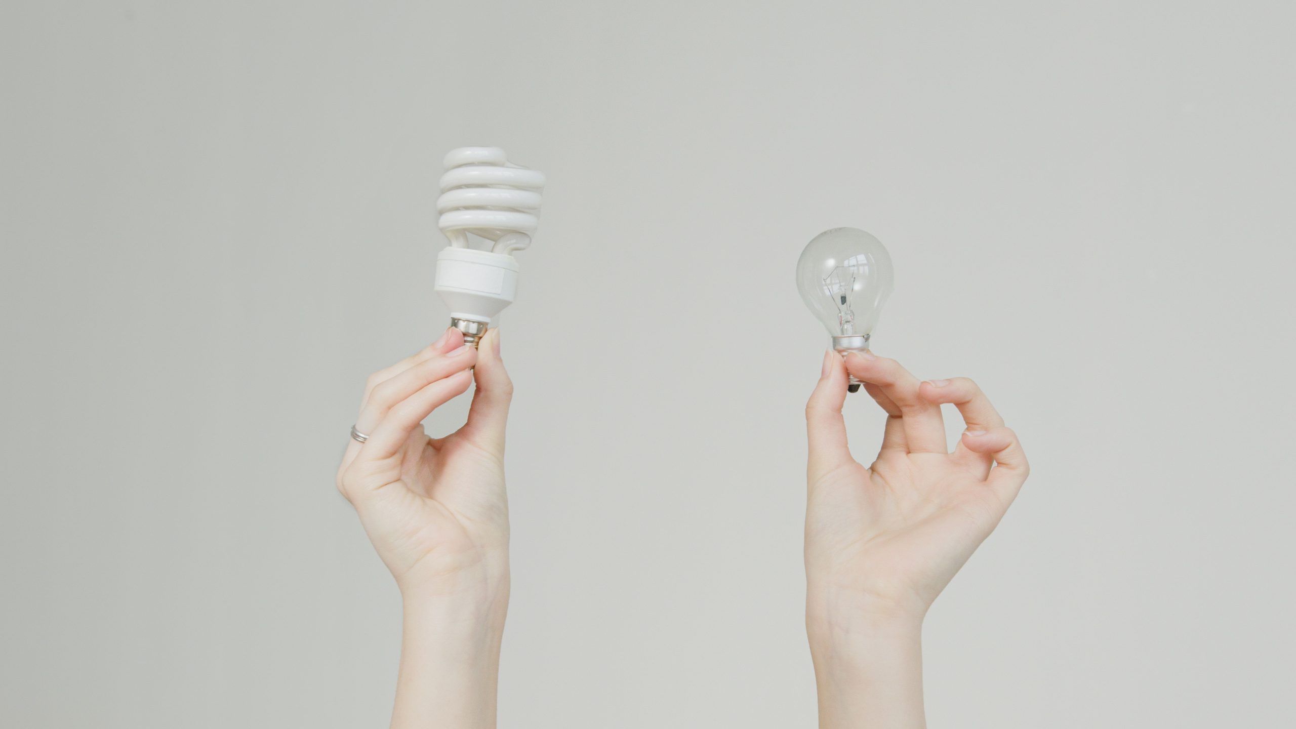 Comparaison ampoule incandescente et spirale